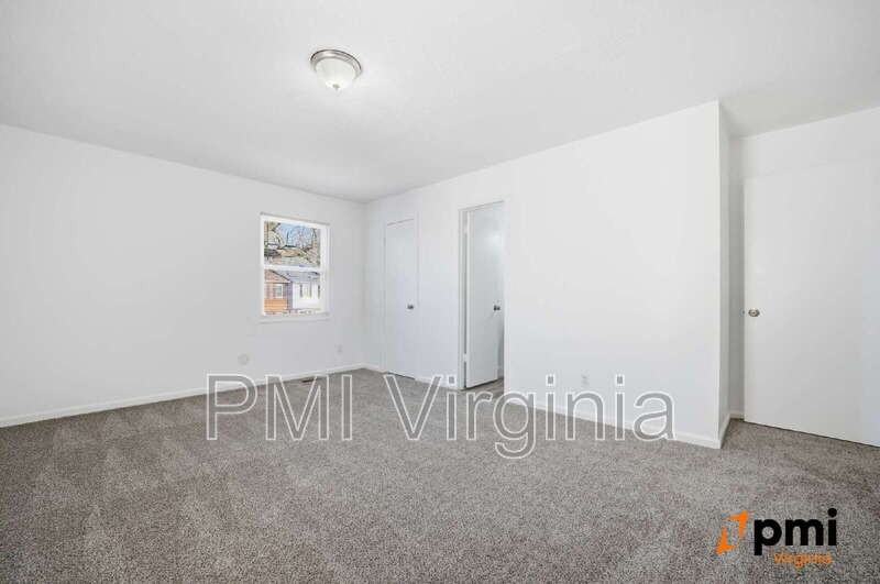 1143 Clear Springs Rd - Photo 5 of 29