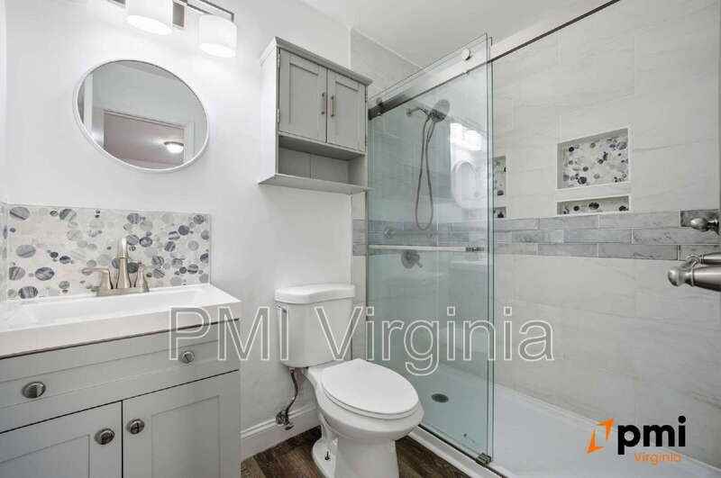 1143 Clear Springs Rd - Photo 6 of 29