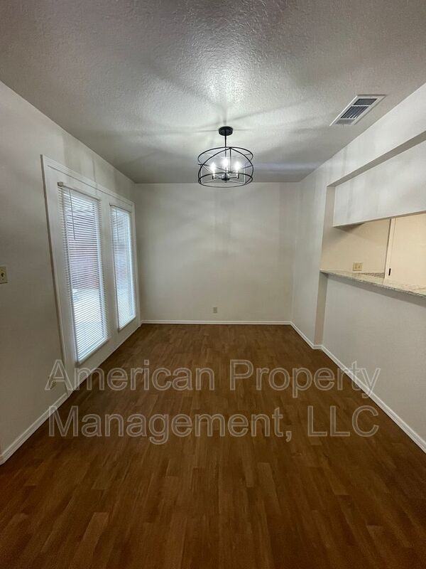 13137 E 44th St - Photo 5 of 27