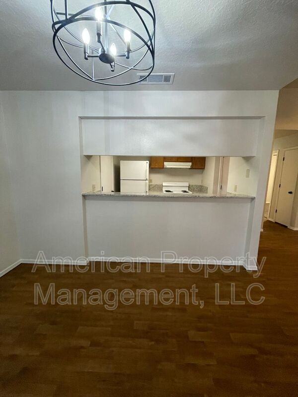 13137 E 44th St - Photo 7 of 27