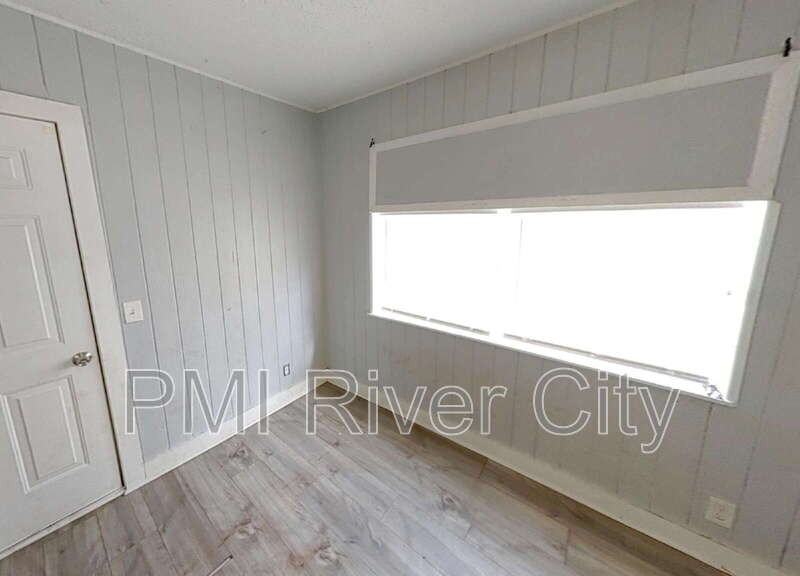 1331 W 25th St - Photo 3 of 14