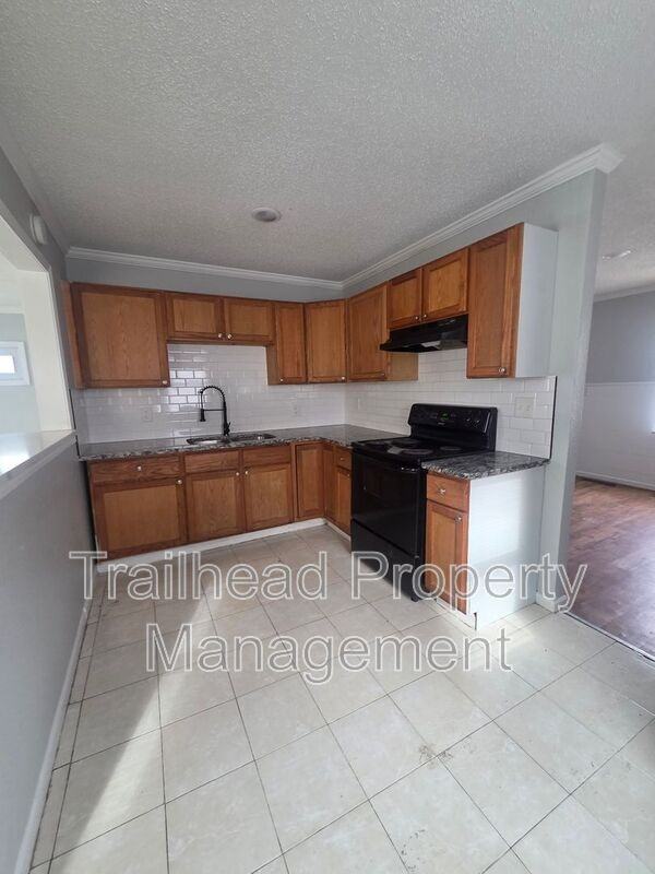 5132 Skiles Ave - Photo 3 of 11