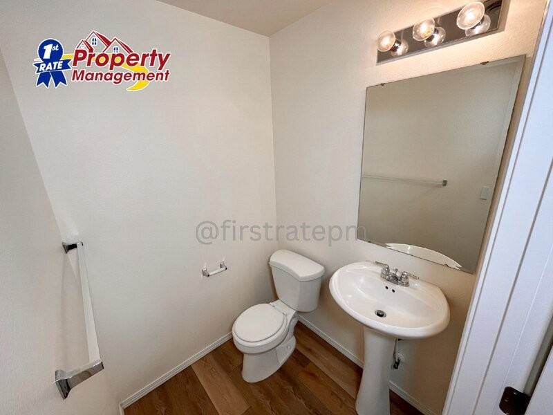 1141 N Dove Ave - Photo 7 of 25