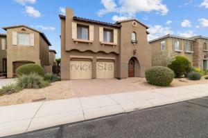 featured image of 3724 E Robin Ln