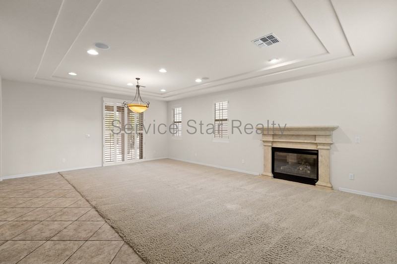 3724 E Robin Ln - Photo 6 of 34