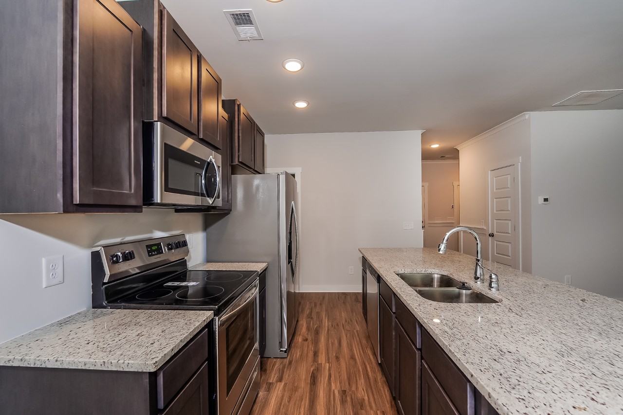 5413 Cedar Creek Dr - Photo 7 of 21