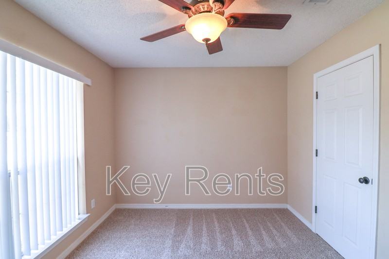 7909 Cayenne Way - Photo 3 of 19