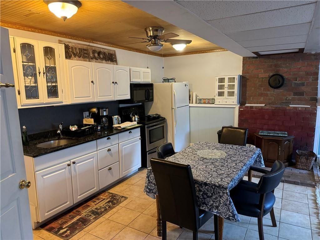 57 Sheila Dr - Photo 7 of 9