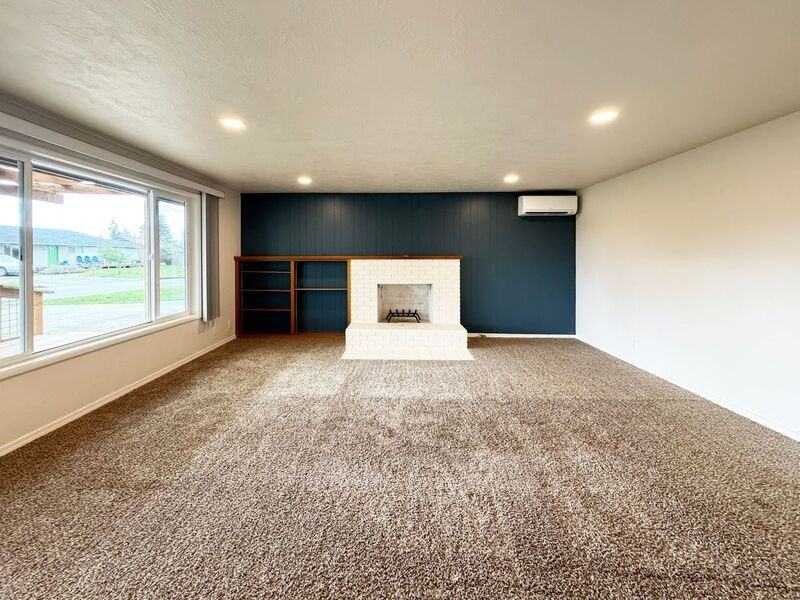 2409 Ranch Dr - Photo 7 of 38