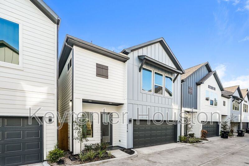 833 Dorchester St #B - Photo 2 of 15