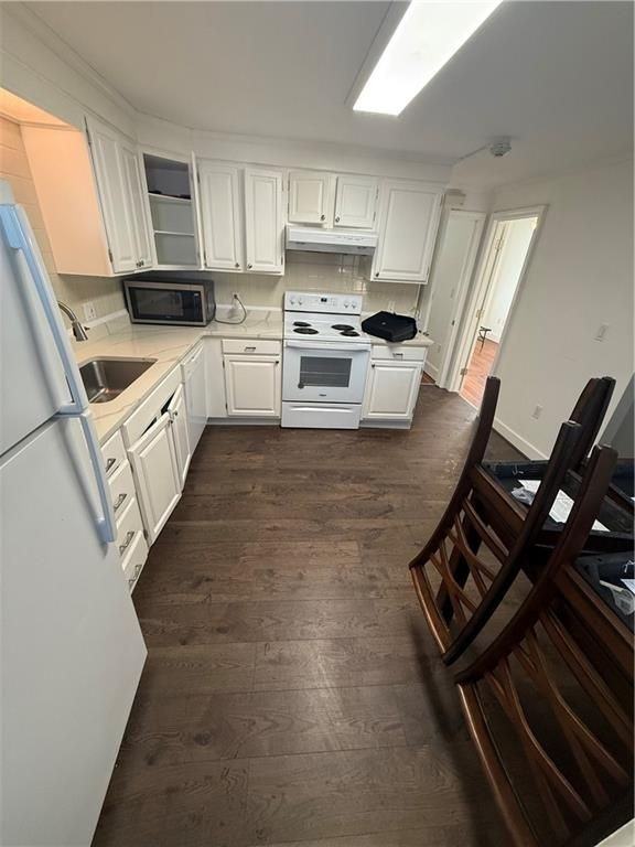 32 Dearborn St ##1 - Photo 2 of 9