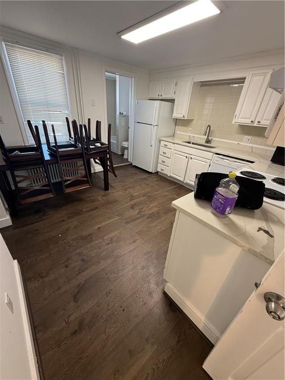 32 Dearborn St ##1 - Photo 3 of 9