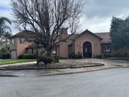 featured image of 605 N Mildred Ave