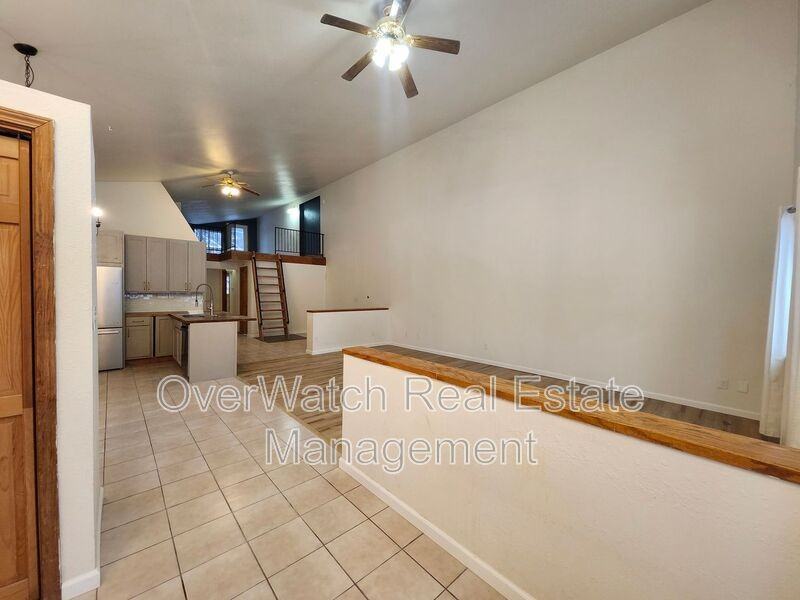 10322 Chain Of Rock St - Photo 2 of 17