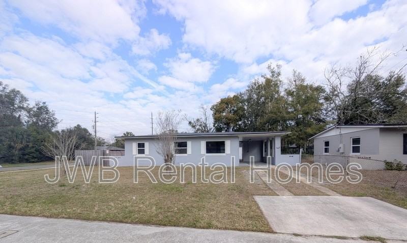 149 W 43rd St - Photo 2 of 17