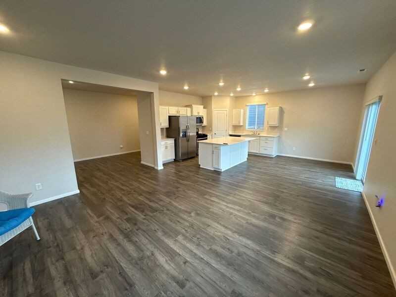 4770 Daiquiri Ave Ne - Photo 2 of 48