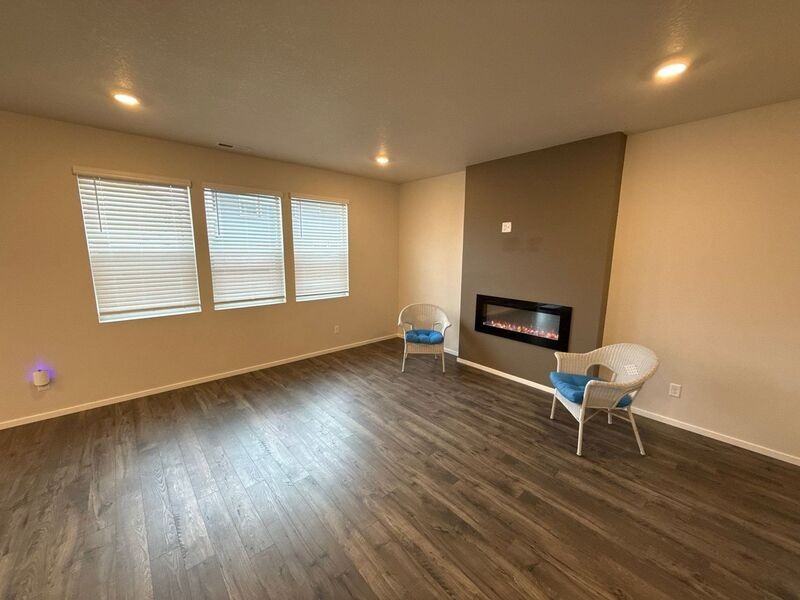 4770 Daiquiri Ave Ne - Photo 4 of 48