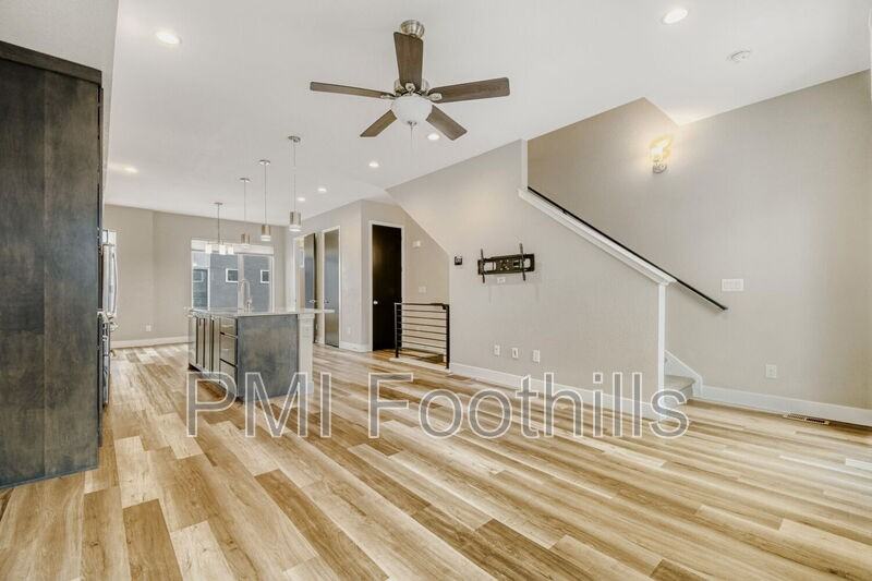 1611 Harlan St #5 - Photo 7 of 22