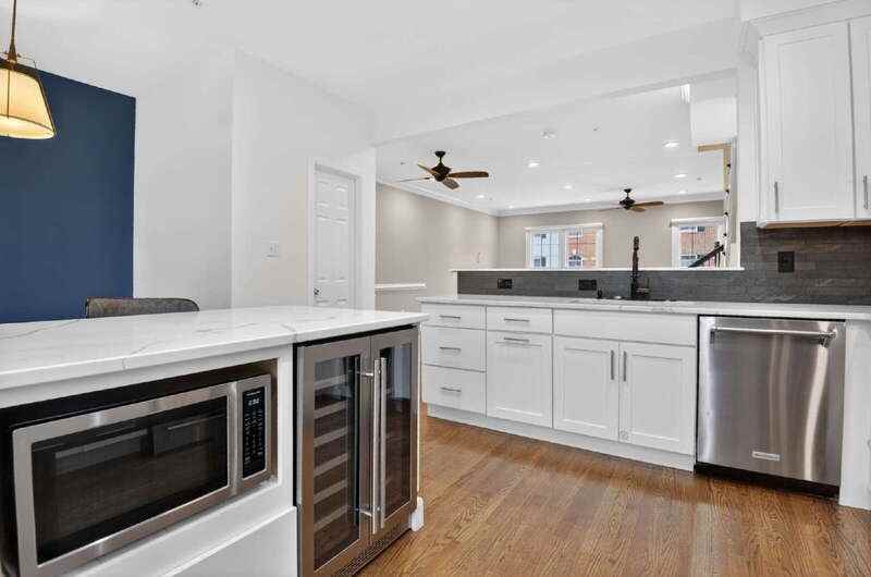 504 N Thomas St #H - Photo 2 of 34