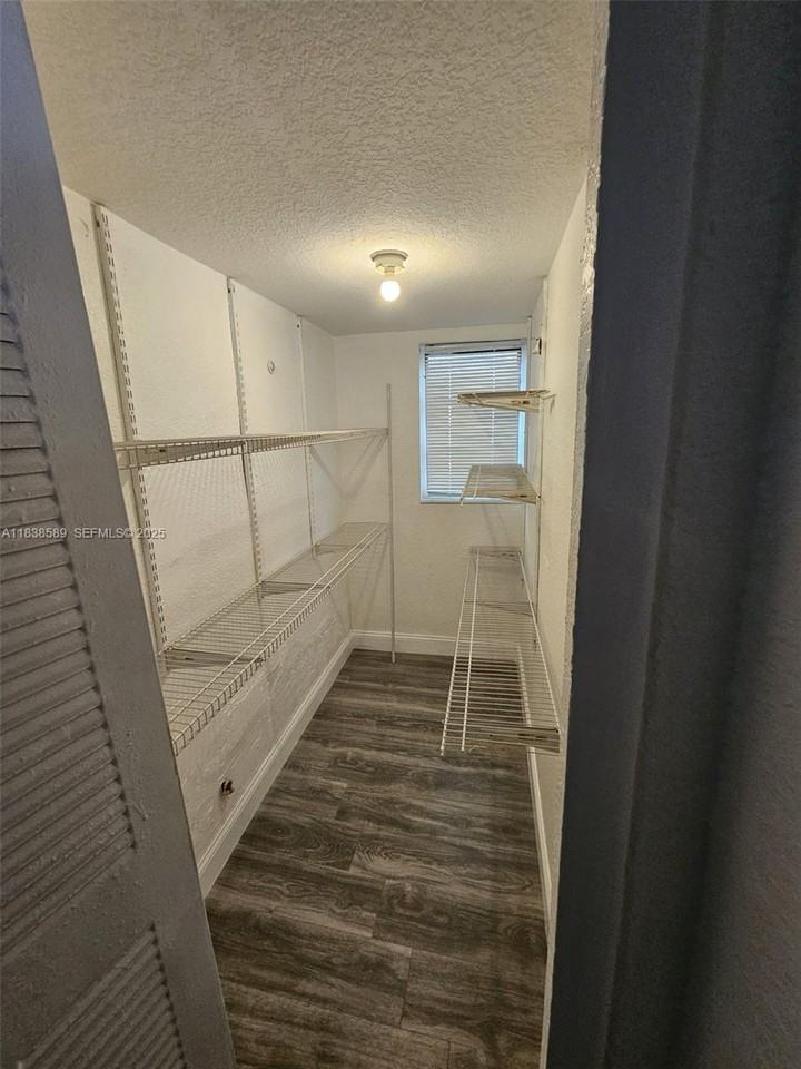 235 Antilla Avenue ##1 - Photo 2 of 15