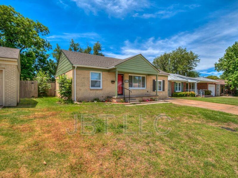 2132 Andover Ct - Photo 4 of 47