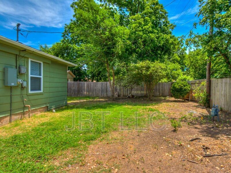 2132 Andover Ct - Photo 7 of 47