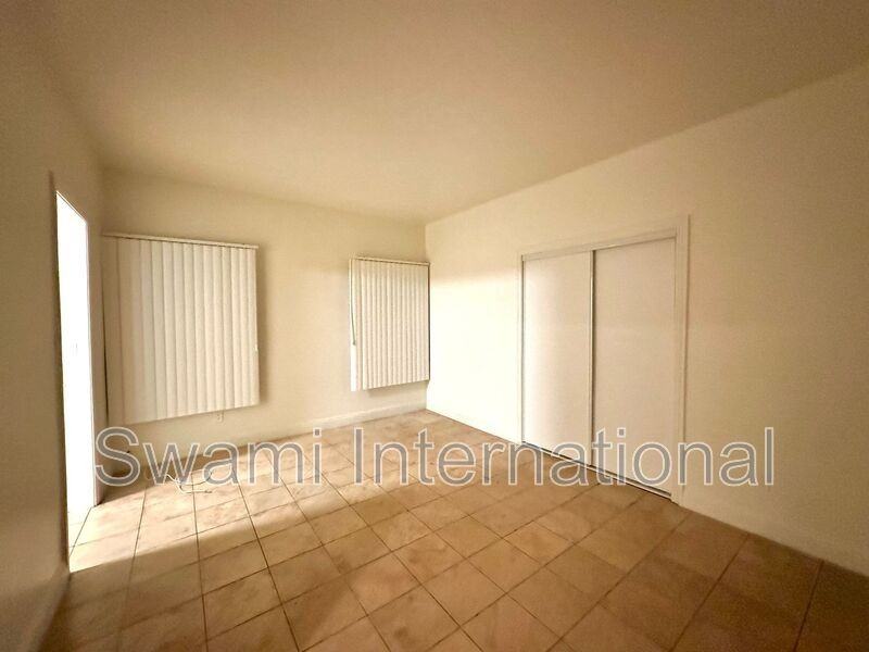 1131 S Beacon St #03 - Photo 7 of 12