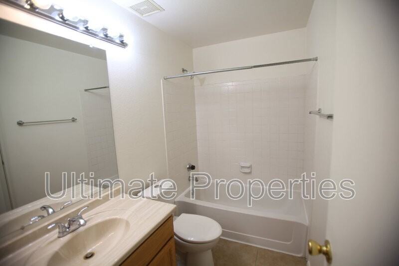 3411 W Morrow Dr #3 - Photo 7 of 11