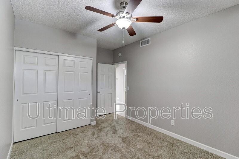 9035 E Jenan Dr - Photo 7 of 11