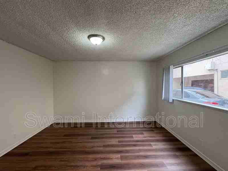 2700 W El Segundo Blvd #03 - Photo 7 of 14