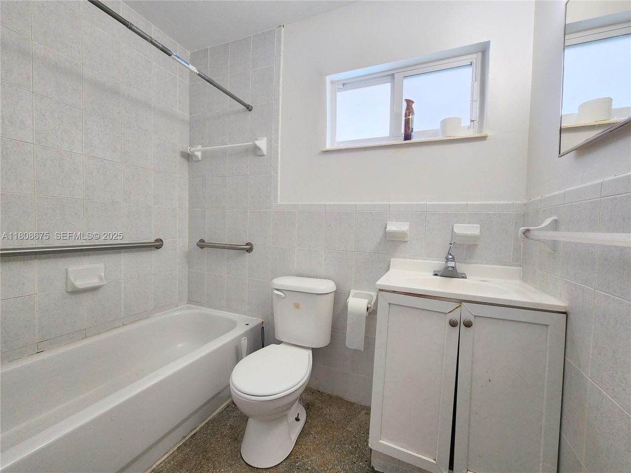 1564 Northwest 31st Way - Photo 3 of 18