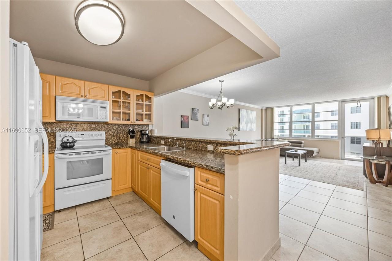 3725 South Ocean Drive - Photo 3 of 44