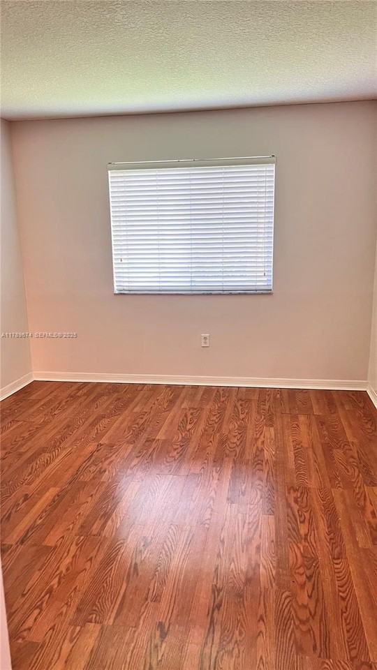 7820 Northwest 7th Street ##101 - Photo 5 of 30