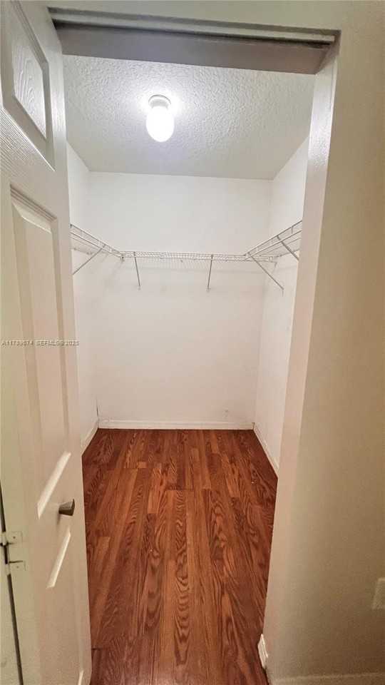 7820 Northwest 7th Street ##101 - Photo 6 of 30