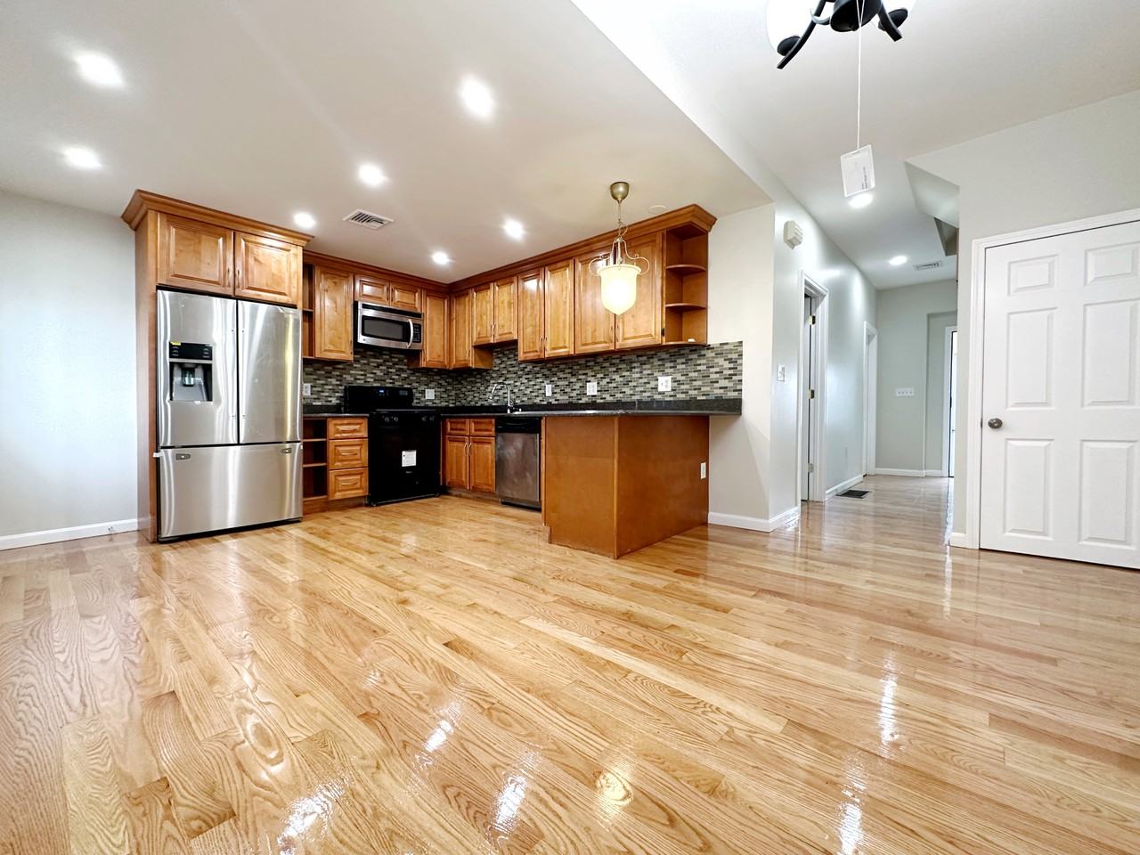 George St - Photo 2 of 18