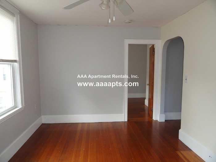 Chestnut St #3 - Photo 4 of 9