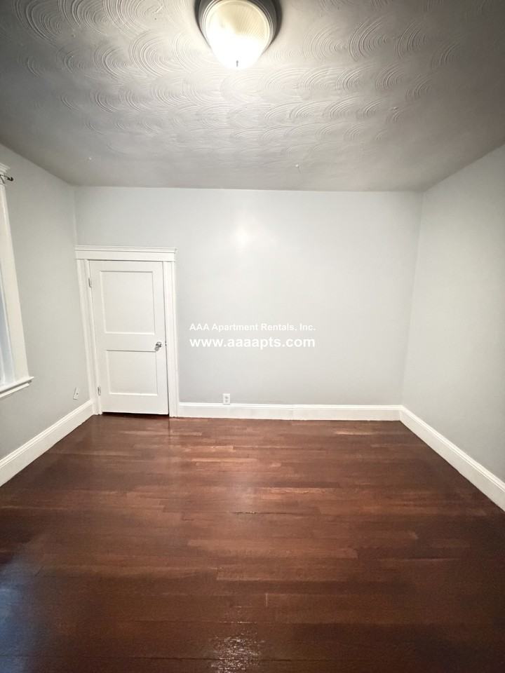 Grover St #1 - Photo 6 of 15