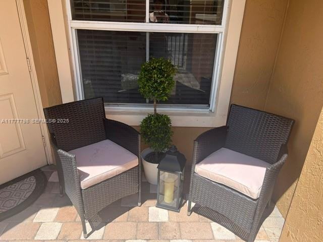 12237 Southwest 27th Street - Photo 6 of 9