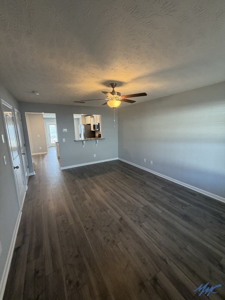 644 Hamilton Crossings - Photo 2 of 24