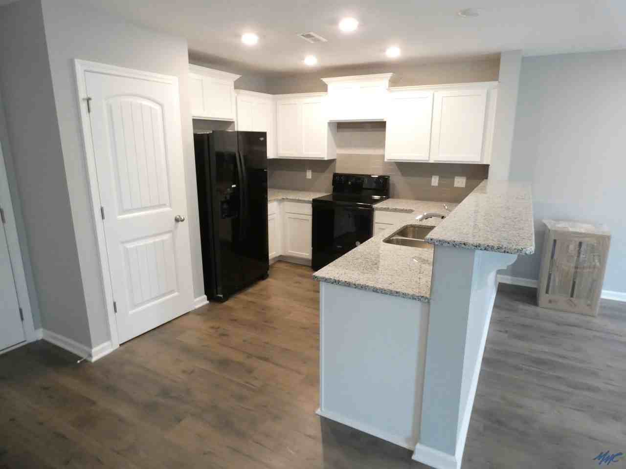 1815 Cicero Dr - Photo 5 of 23