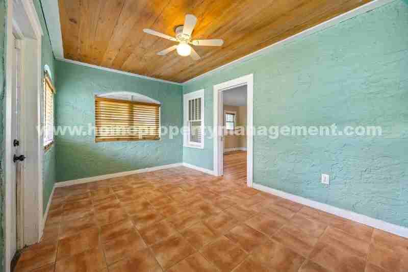 419 58th St - Photo 5 of 46