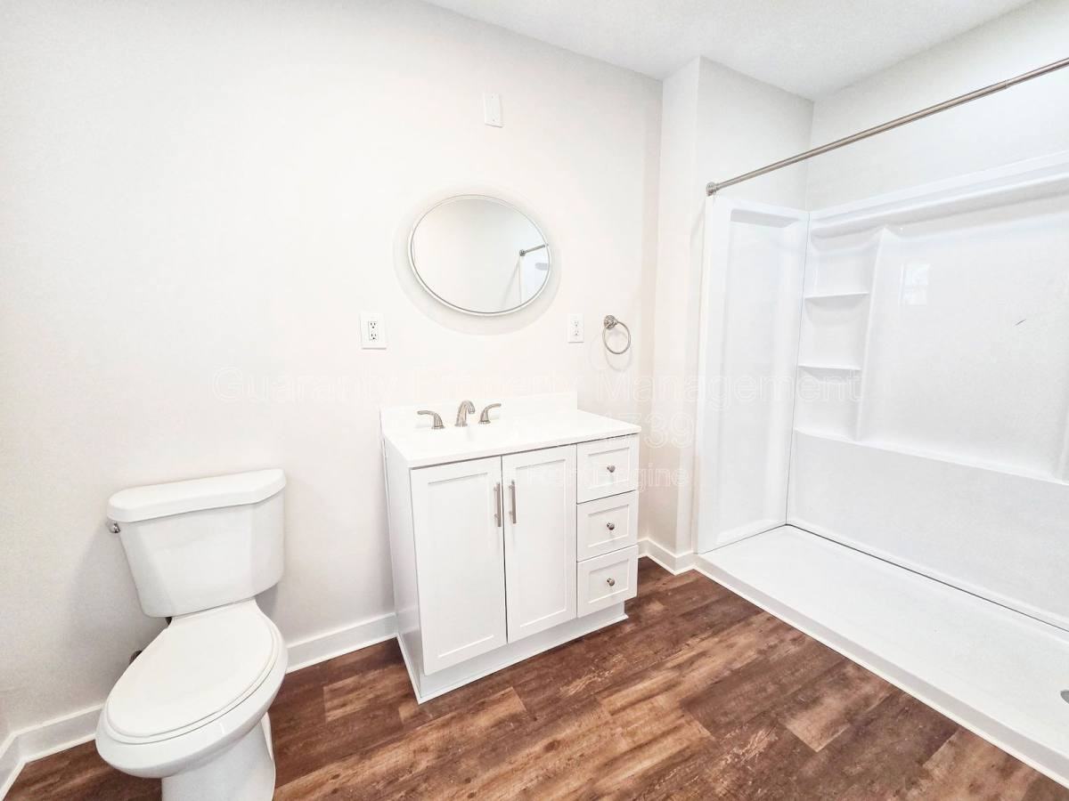 1002 Southerlund Rd - Photo 2 of 10
