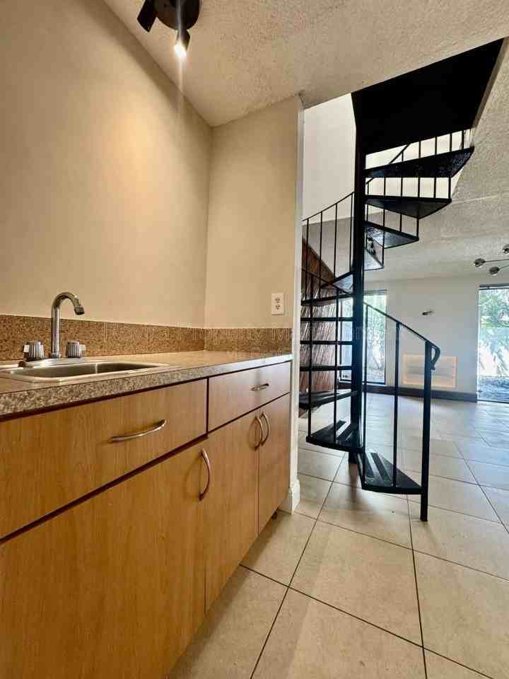 2180 Brickell 9th Ave - Photo 2 of 10