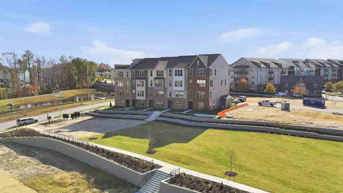 6905 Cosby Village Ter - Photo 3 of 10