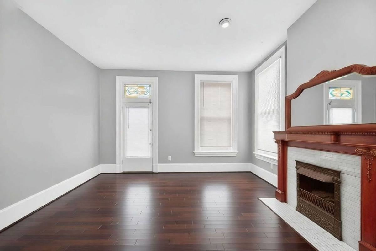 2431 Ohio Ave #3 - Photo 3 of 10