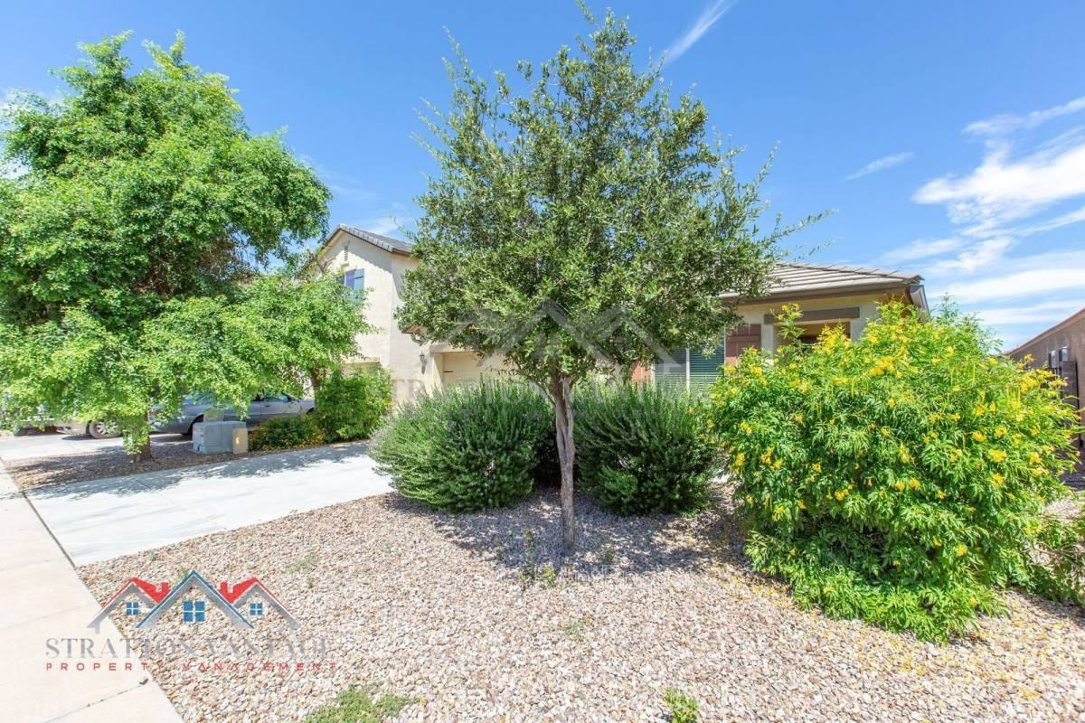 13268 E Marigold Ln - Photo 2 of 10