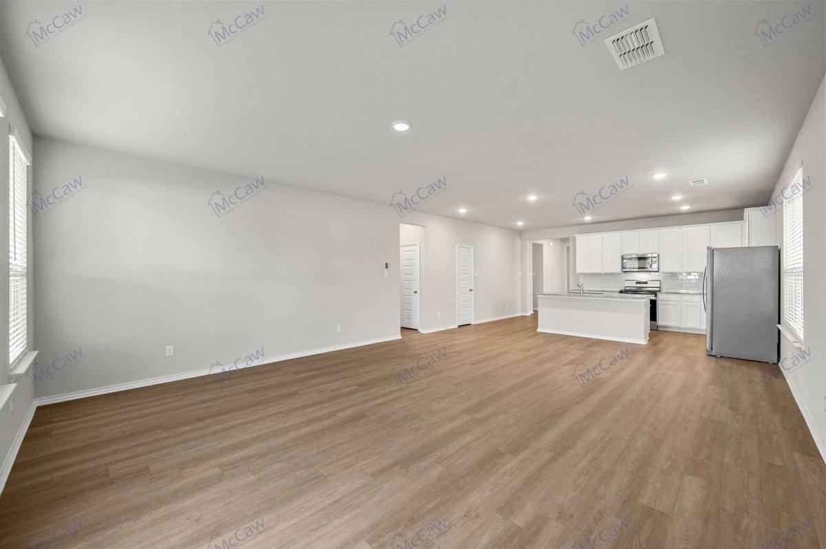 2327 Sheppards Ln - Photo 3 of 10