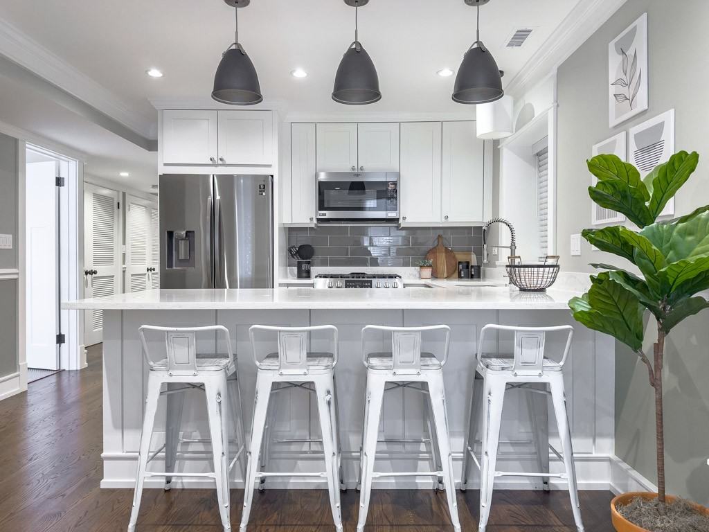 3453 N Hoyne Ave #G - Photo 2 of 21