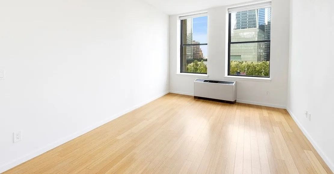 90 West St #2B - Photo 5 of 9