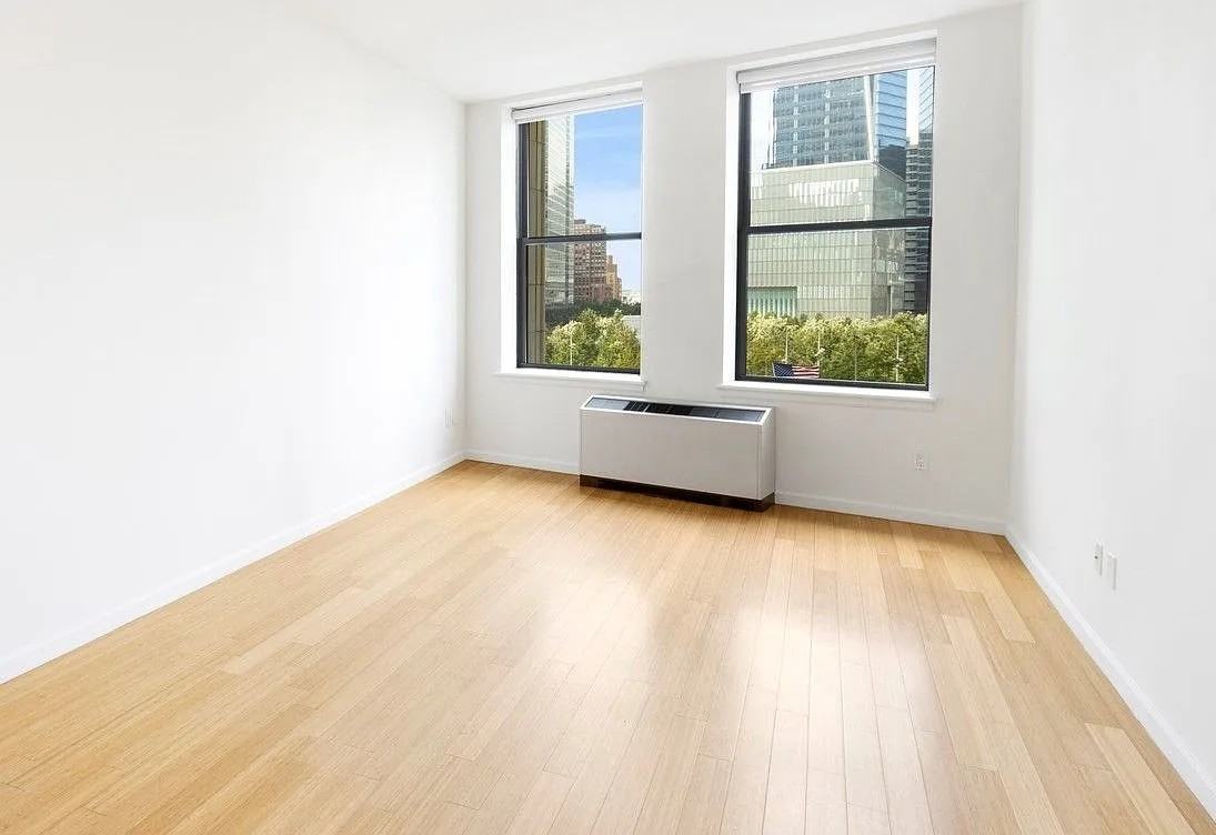 90 West St #5A - Photo 4 of 10